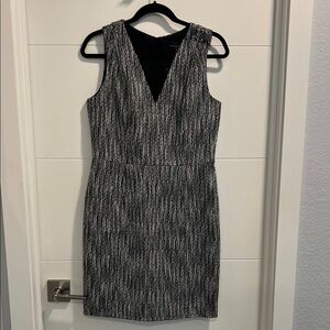 Elegant NWT WHBM Black and White Sleeveless Dress!